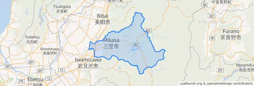 Mapa de ubicacion de 三笠市.