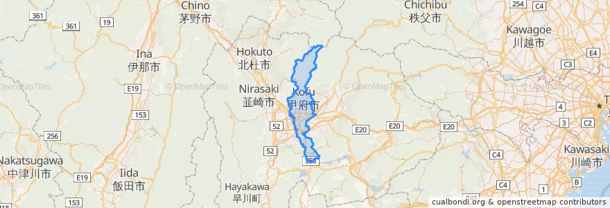 Mapa de ubicacion de 甲府市.