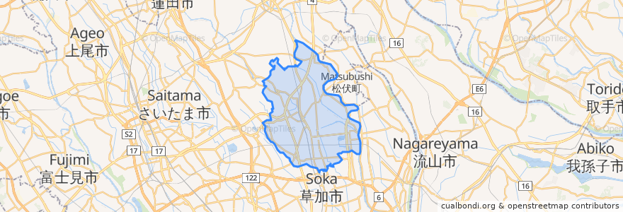 Mapa de ubicacion de 越谷市.