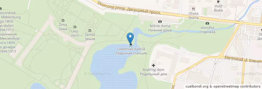 Mapa de ubicacion de Лодочная станция en Russie, District Fédéral Du Nord-Ouest, Oblast De Léningrad, Saint-Pétersbourg, Петродворцовый Район, Ломоносов.
