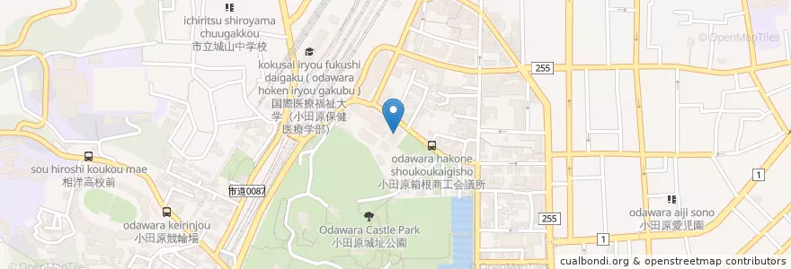 Mapa de ubicacion de 国民生活金融公庫小田原支店 en Japonya, 神奈川県, 小田原市.