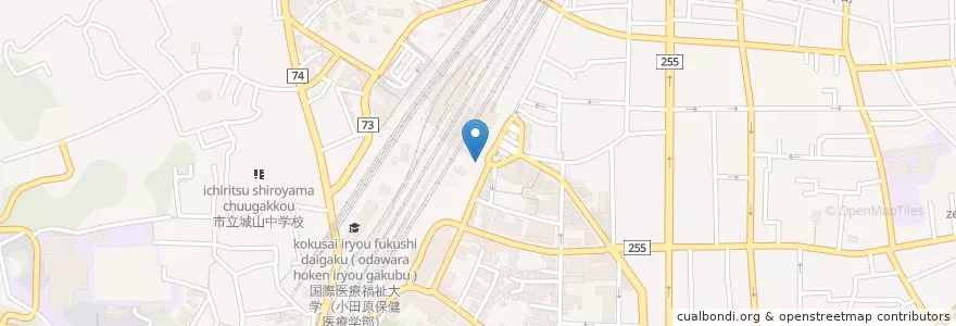 Mapa de ubicacion de 小田原警察署小田原駅東口交番 en Japan, Präfektur Kanagawa, 小田原市.