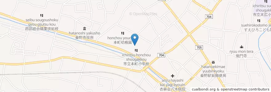 Mapa de ubicacion de 市立本町小学校 en اليابان, كاناغاوا, 秦野市.