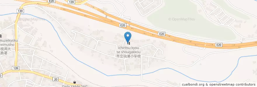 Mapa de ubicacion de 旧市立強瀬小学校 en Japonya, 山梨県, 大月市.