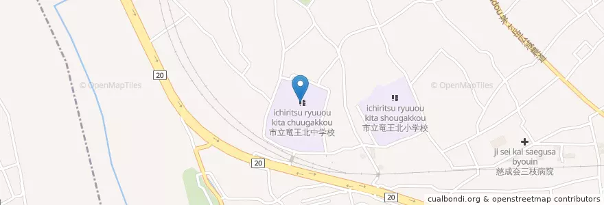 Mapa de ubicacion de 市立竜王北中学校 en اليابان, 山梨県, 甲斐市.