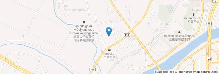 Mapa de ubicacion de 三重大学教育学部附属小学校 en 日本, 三重県, 津市.