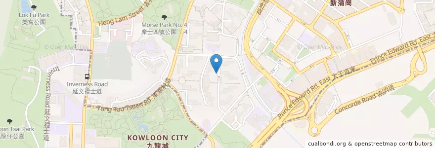 Mapa de ubicacion de 東頭邨 Tung Tau Estate en 중국, 광둥성, 홍콩, 신제, 가우룽, 黃大仙區 Wong Tai Sin District, 九龍城區 Kowloon City District.