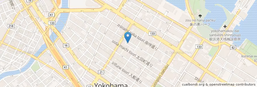 Mapa de ubicacion de ドーバーラウンジ en 日本, 神奈川県, 横浜市, 中区.