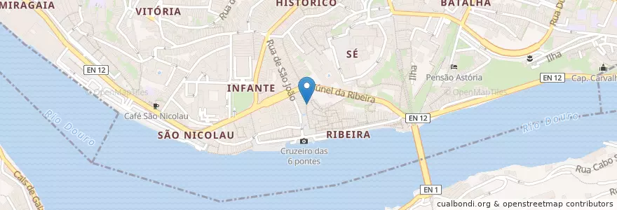 Mapa de ubicacion de Mercadores en ポルトガル, ノルテ, Porto, Área Metropolitana Do Porto, Porto, Vila Nova De Gaia, Santa Marinha E São Pedro Da Afurada.