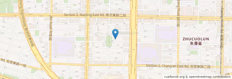 Mapa de ubicacion de 哈哈漢堡 en Taiwan, 新北市, Taipé, 中山區.