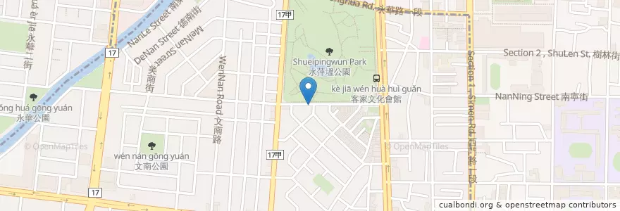 Mapa de ubicacion de Labyrinth en Taiwan, Tainan, 南區.
