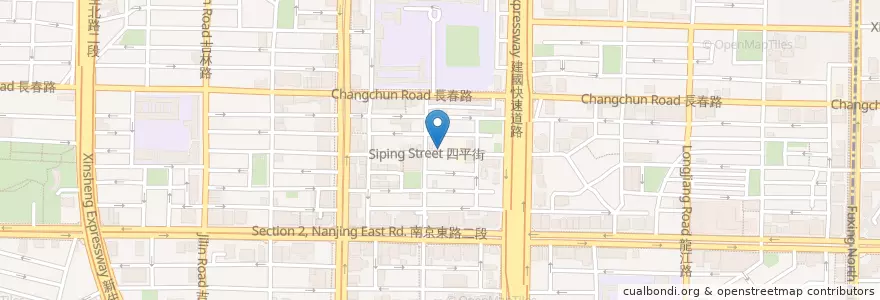 Mapa de ubicacion de 四平街蕃茄牛肉麵 en 臺灣, 新北市, 臺北市, 中山區.