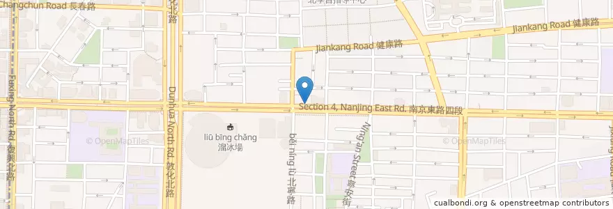 Mapa de ubicacion de 捷運小巨蛋站(5號出口) en 台湾, 新北市, 台北市, 松山区.