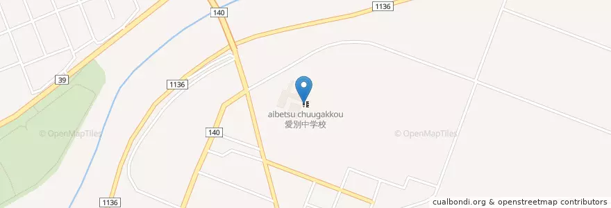 Mapa de ubicacion de 愛別中学校 en Japão, 北海道, 上川総合振興局, 上川郡(石狩国), 愛別町.