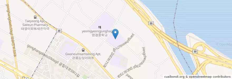 Mapa de ubicacion de 염창중학교 en كوريا الجنوبية, سول, 염창동, 염창동.