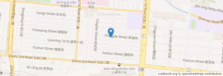 Mapa de ubicacion de Shandong Street Station en 臺灣, 高雄市, 三民區.
