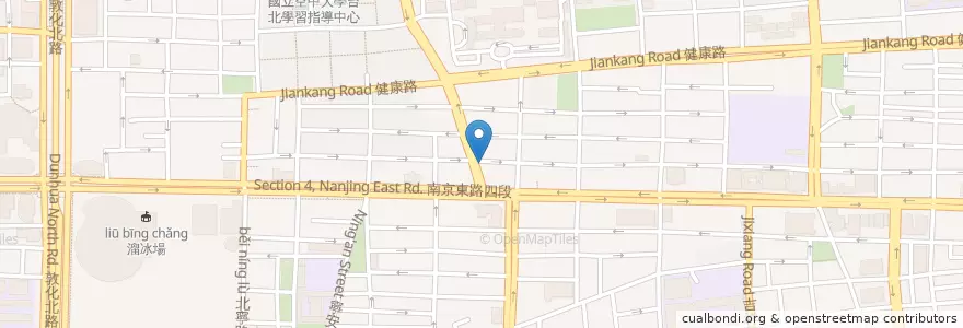 Mapa de ubicacion de 群益牙醫診所 en Taiwan, 新北市, Taipei, 松山區.