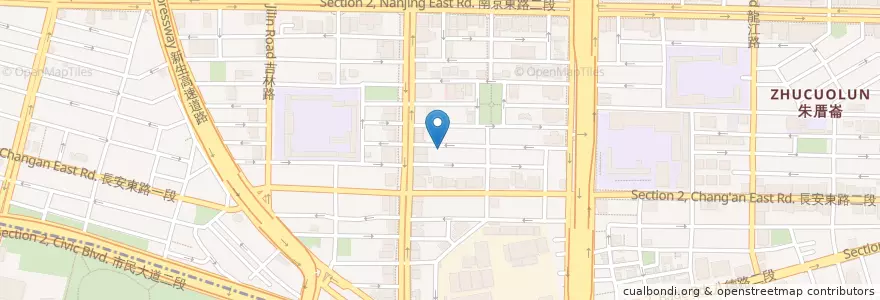 Mapa de ubicacion de 何首烏皇帝雞餐廳 en Taiwan, 新北市, Taipei, 中山區.