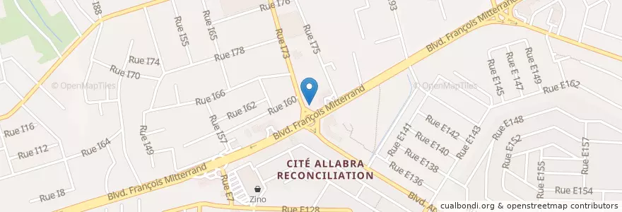 Mapa de ubicacion de Pharmacie Boulevard Mitterand en ساحل العاج, أبيدجان, Cocody.