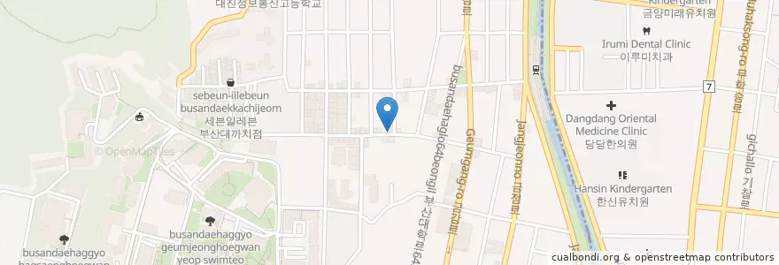 Mapa de ubicacion de 모듬촌닭 en Korea Selatan, 부산, 금정구, 장전동.