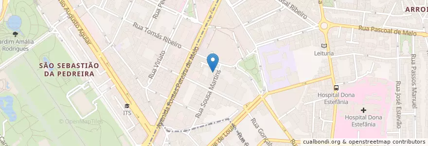 Mapa de ubicacion de Farmácia Sousa Martins en ポルトガル, Área Metropolitana De Lisboa, Lisboa, Grande Lisboa, リスボン.