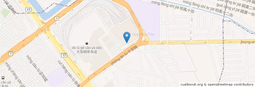 Mapa de ubicacion de 地下停車場入口 en Taiwán, Kaohsiung, 前鎮區.