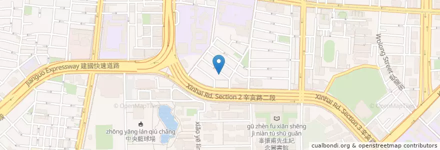 Mapa de ubicacion de 滾出去旅舍 en Taiwan, 新北市, Taipé, 大安區.