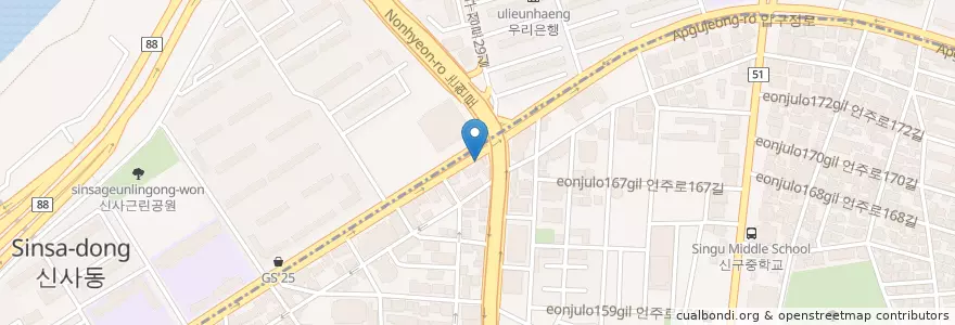 Mapa de ubicacion de 스타벅스 en 대한민국, 서울, 강남구, 신사동, 압구정동.