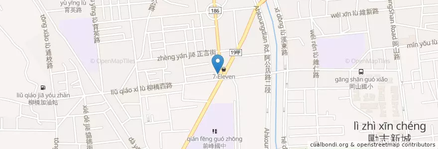 Mapa de ubicacion de 青葉冰城 en 臺灣, 高雄市, 岡山區.