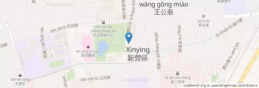 Mapa de ubicacion de 龍鳳東大門 en 台湾, 台南市, 新営区.