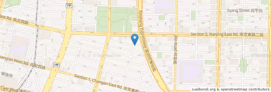 Mapa de ubicacion de 天天倈海鮮 en 臺灣, 新北市, 臺北市, 中山區.
