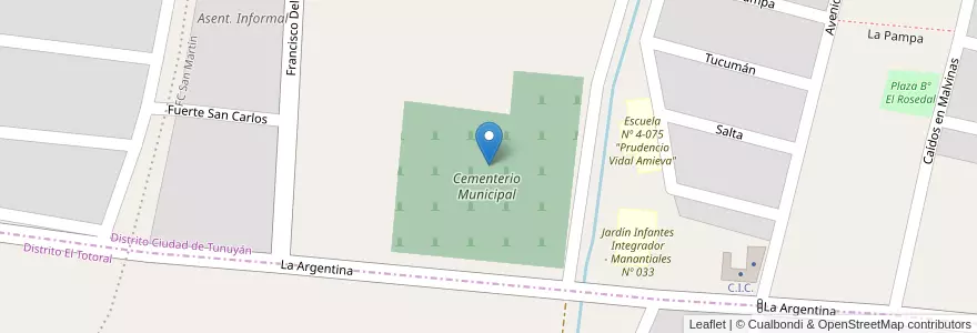 Mapa de ubicacion de Cementerio Ciudad de Tunuyán en アルゼンチン, チリ, メンドーサ州, Departamento Tunuyán, Distrito Ciudad De Tunuyán.