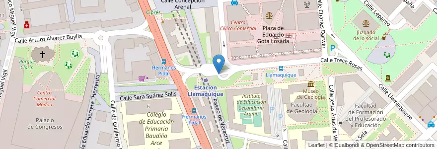 Mapa de ubicacion de Llamaquique en İspanya, Asturias, Asturias, Oviedo.