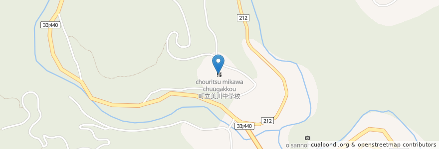 Mapa de ubicacion de 町立美川中学校 en Japão, 愛媛県, 上浮穴郡, 久万高原町.