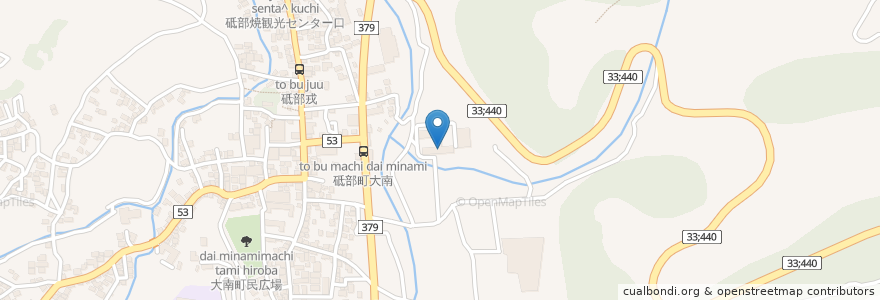 Mapa de ubicacion de 県立松山南高等学校砥部分校 en 日本, 愛媛県, 伊予郡, 砥部町.