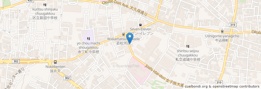 Mapa de ubicacion de トモズ en اليابان, 東京都, 新宿区.