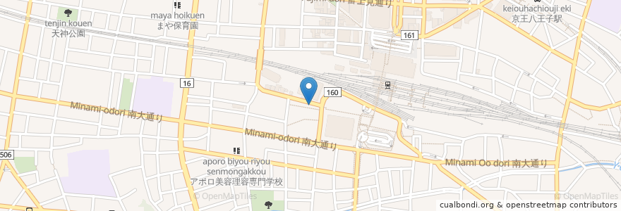 Mapa de ubicacion de コムパーク子安町第5 en 日本, 东京都/東京都, 八王子市.