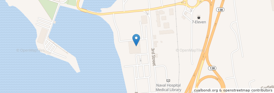 Mapa de ubicacion de Naval Health Clinic New England en United States, Rhode Island, Newport County.