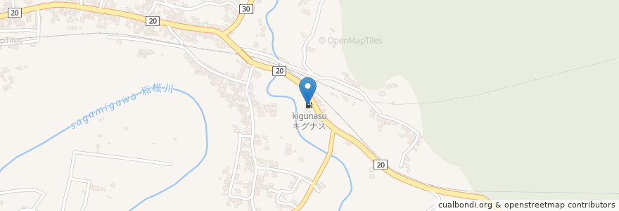 Mapa de ubicacion de キグナス en 日本, 山梨県, 大月市.