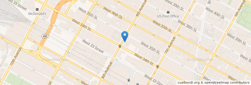 Mapa de ubicacion de Famiglia Pizzaria en アメリカ合衆国, ニューヨーク州, New York, New York County, Manhattan, Manhattan Community Board 5, Manhattan Community Board 4.