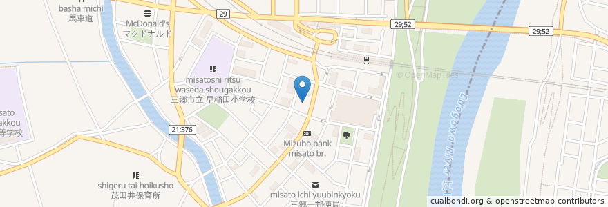 Mapa de ubicacion de みずほ銀行 en 日本, 埼玉県, 三郷市.