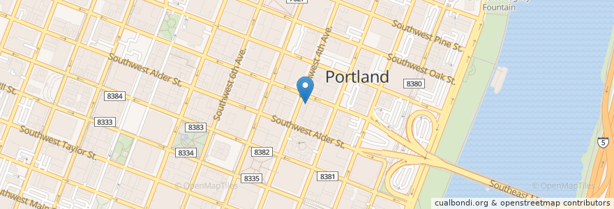 Mapa de ubicacion de Aroy Thai Bistro en Estados Unidos Da América, Oregon, Portland, Multnomah County.