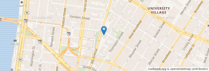 Mapa de ubicacion de Soho Smile en アメリカ合衆国, ニューヨーク州, New York, New York County, Manhattan, Manhattan Community Board 2.