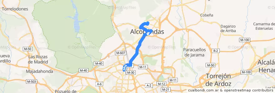 Mapa del recorrido Bus 153: Plaza Castilla → Alcobendas → SS de los Reyes (Rosa de Luxemburgo) de la línea  en Área metropolitana de Madrid y Corredor del Henares.