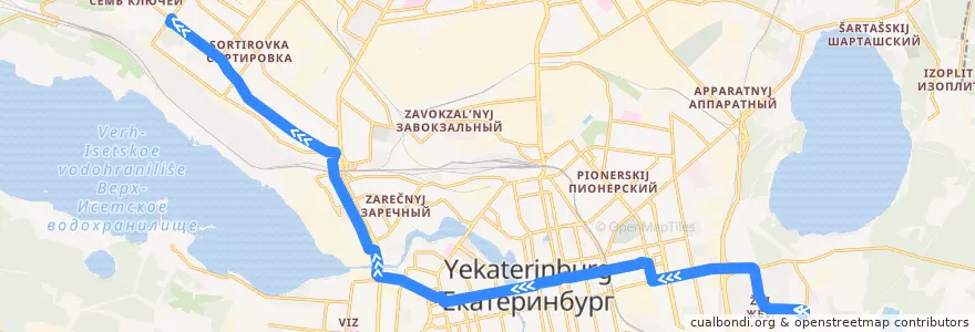 Mapa del recorrido Трамвай 13. 40 лет ВЛКСМ — Семь ключей de la línea  en городской округ Екатеринбург.