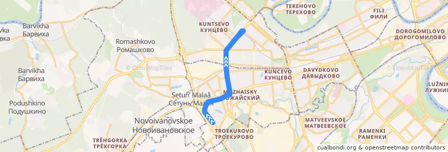 Mapa del recorrido Автобус 825: Беловежская улица — Метро "Молодёжная" de la línea  en Западный административный округ.