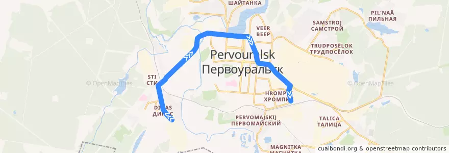 Mapa del recorrido Автобус 5: Динас – Ж/д вокзал de la línea  en городской округ Первоуральск.