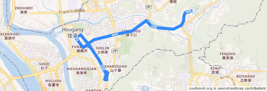 Mapa del recorrido 臺北市 紅30 故宮博物院-捷運劍潭站 (往程) de la línea  en 士林區.