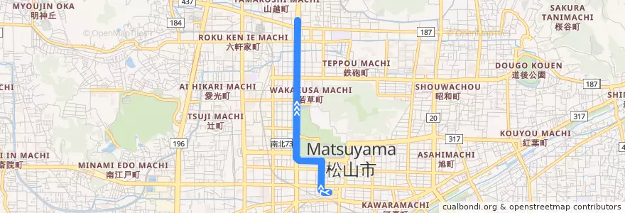 Mapa del recorrido 本町線 (松山市駅前 - 本町6丁目) de la línea  en 松山市.