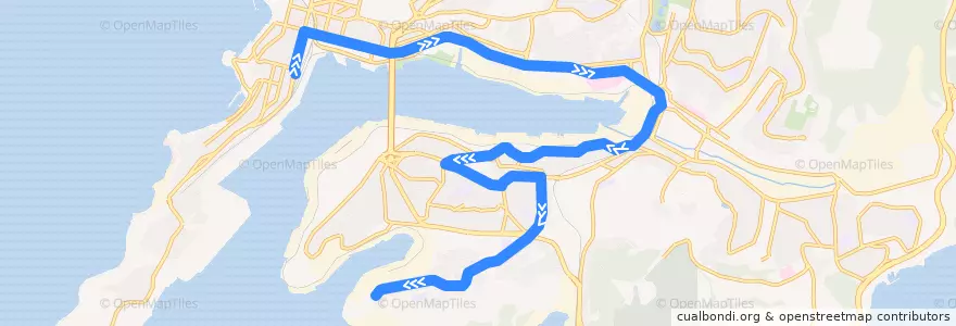 Mapa del recorrido Автобус 13: Железнодорожный вокзал - Змеинка de la línea  en 海参崴城区.